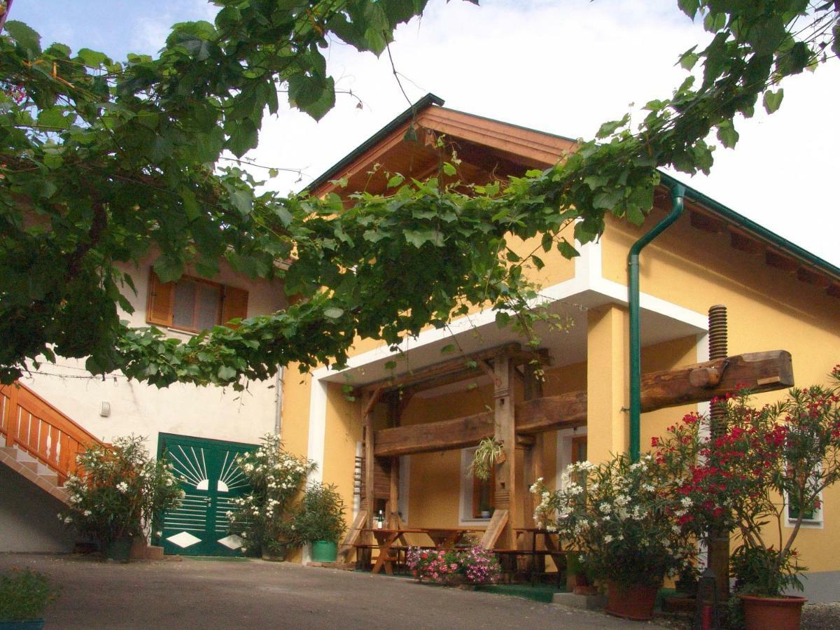 Weingut Jakob'S Ruhezeit Mautern Buitenkant foto